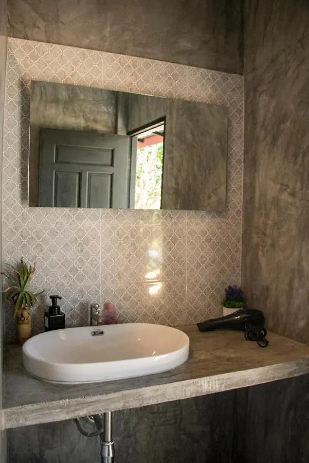 Dox Ko Lanta Hotel 0*, Koh Lanta Thailand