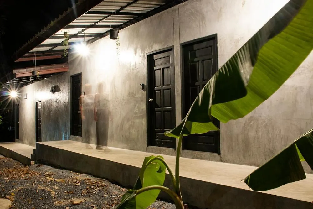 Dox Ko Lanta Hotel
